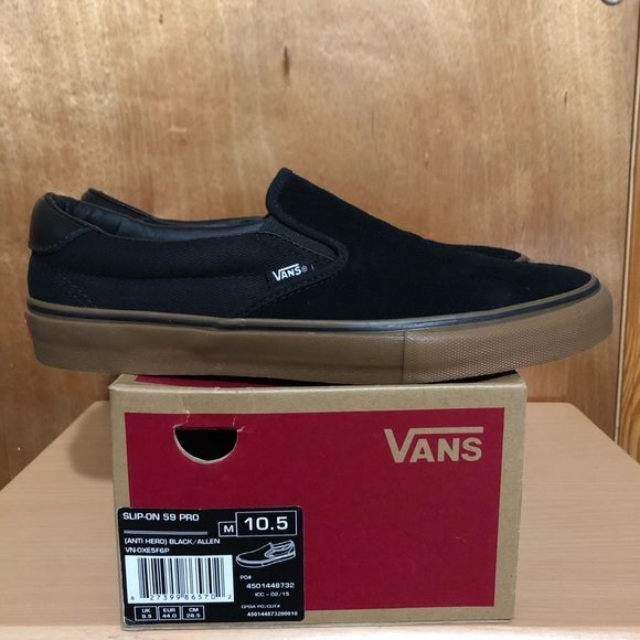 vans anti hero slip on